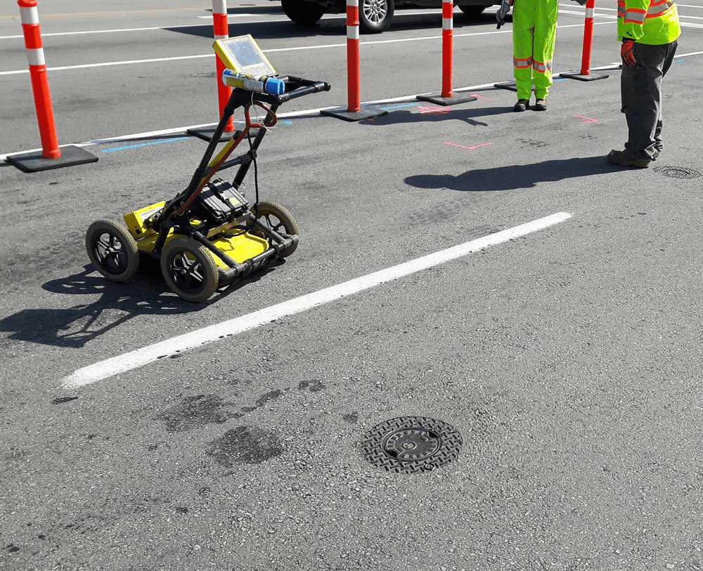 Ground-penetrating radar on a road